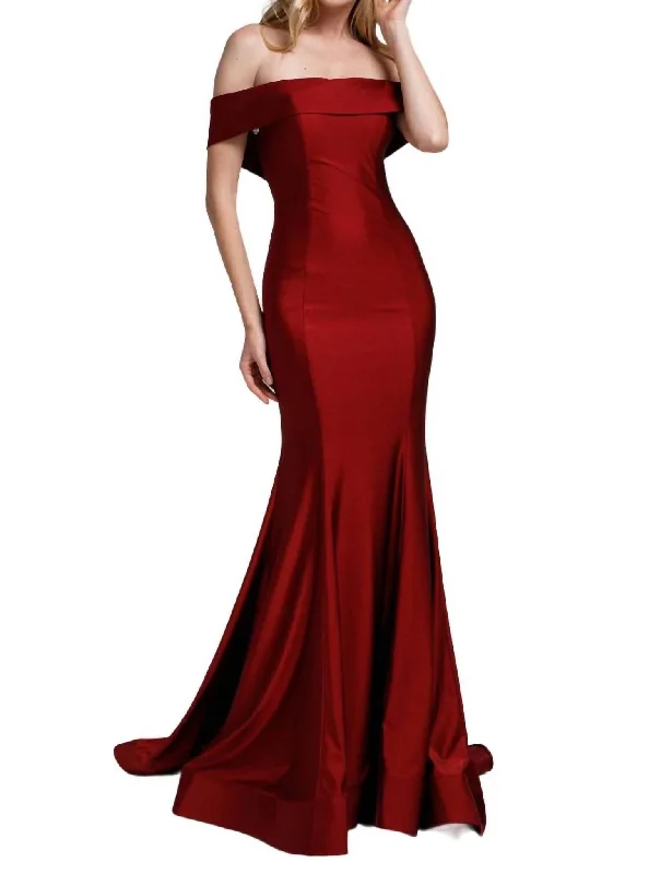 Lycra Off Shoulder Mermaid Dress In Burgundy