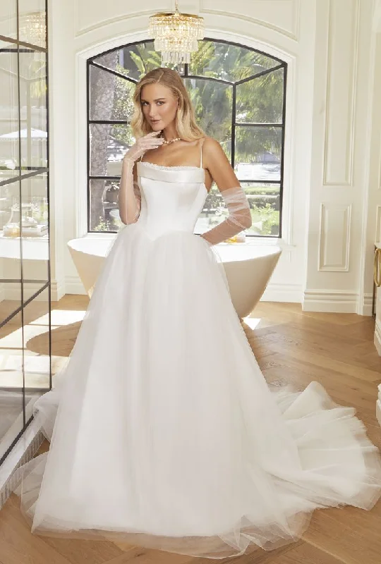 Special Price Casablanca Bridal 2567 Hepburn Wedding Dress Basque Waist Ballgown