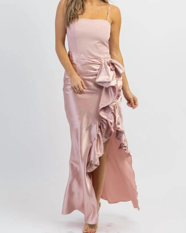 Bargain Bin Siobhan Side Ruffle Dress In Dusty Pink | Dusty Pink