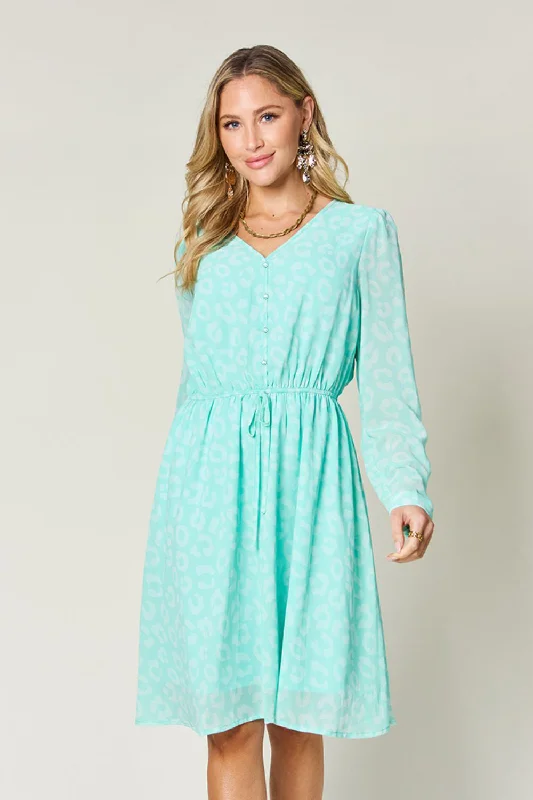Mega Deal Double Take Full Size Printed Ruched V-Neck Long Sleeve Dress