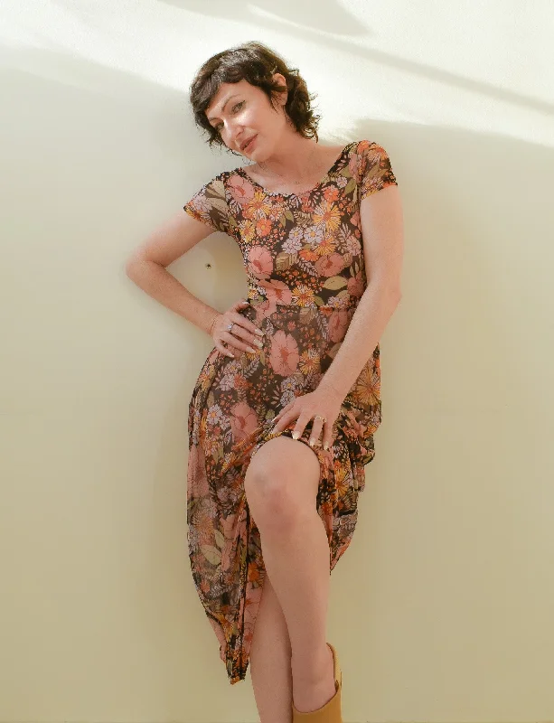 Customer Appreciation Sale Megumi Dress in Midnight Moon Floral CAPPED SLEEVE