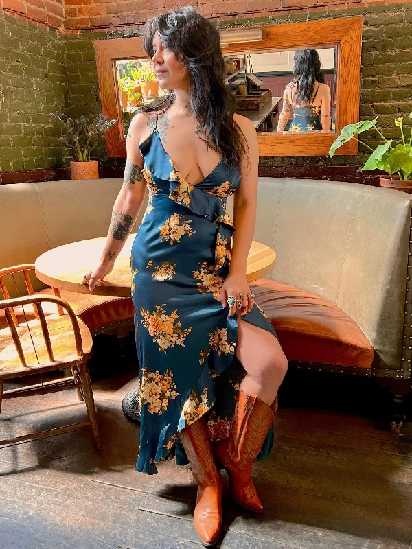 Exclusive Offers Dream A Little Dream Maxi Dress