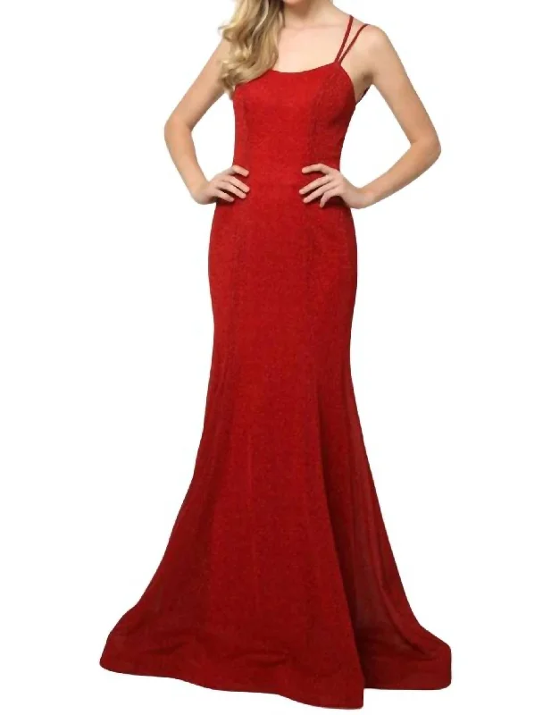 Sleeveless Metallic Glitter Gown In Red