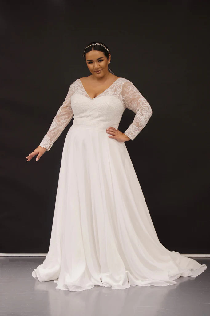 Time-Limited Offer Michelle Bridal For Sydney's Closet MB2319 A-Line Lace Chiffon Net Long Sleeves With Detachable Cuff V-Bodice Plus Size "Hedy" Bridal Gown