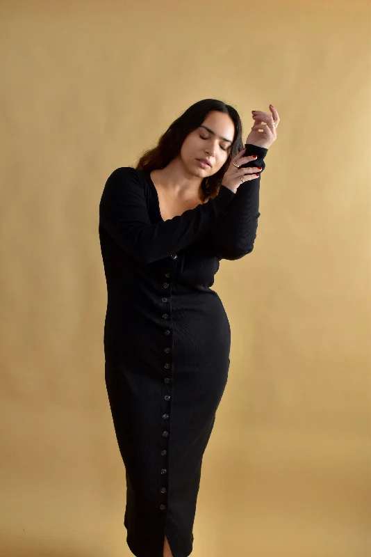 Deal Dash Ila Dress in Black