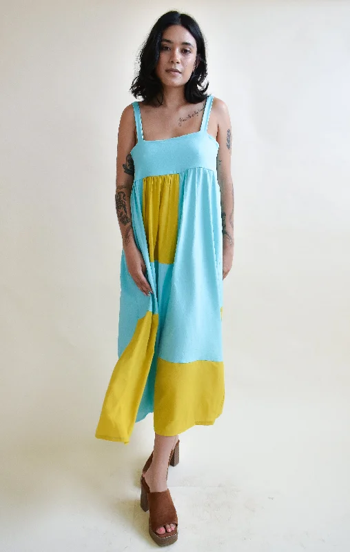 Weekend Special Tulip Dress in Macaw Patchwork