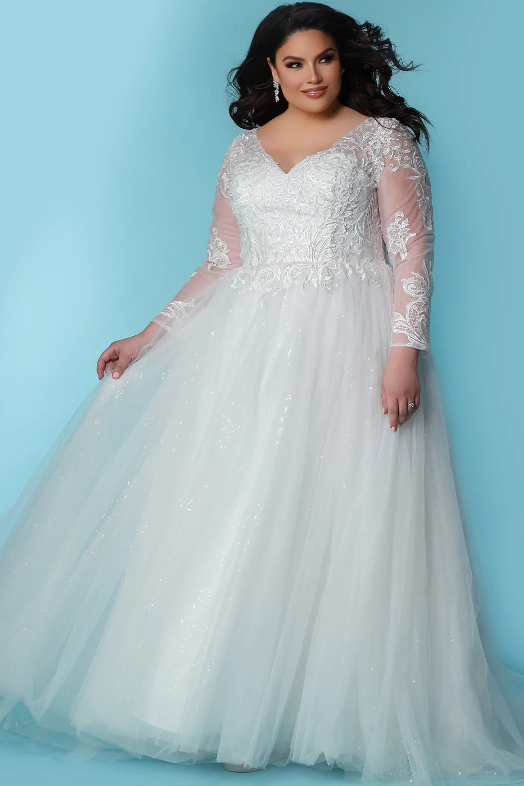 Limited Quantity Sydneys Closet SC5292 Wedding Dress Louisa Ivory Bridal Gown