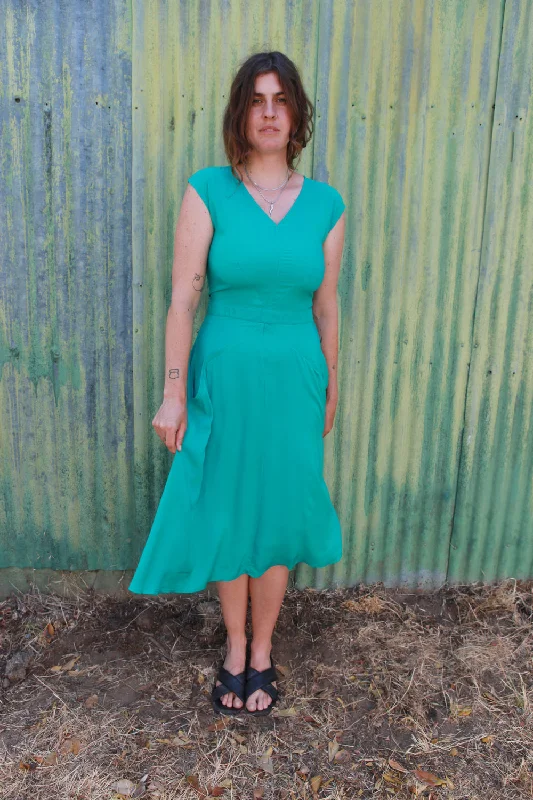 Overstock Sale Xena Dress in Teal Challis