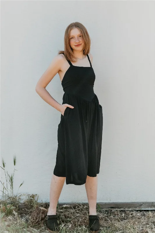 Super Deal Myrah Dress in Black Challis