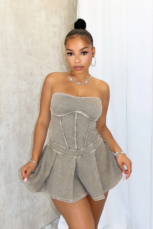Holiday Sale Jenna Strapless Flare Mini Dress